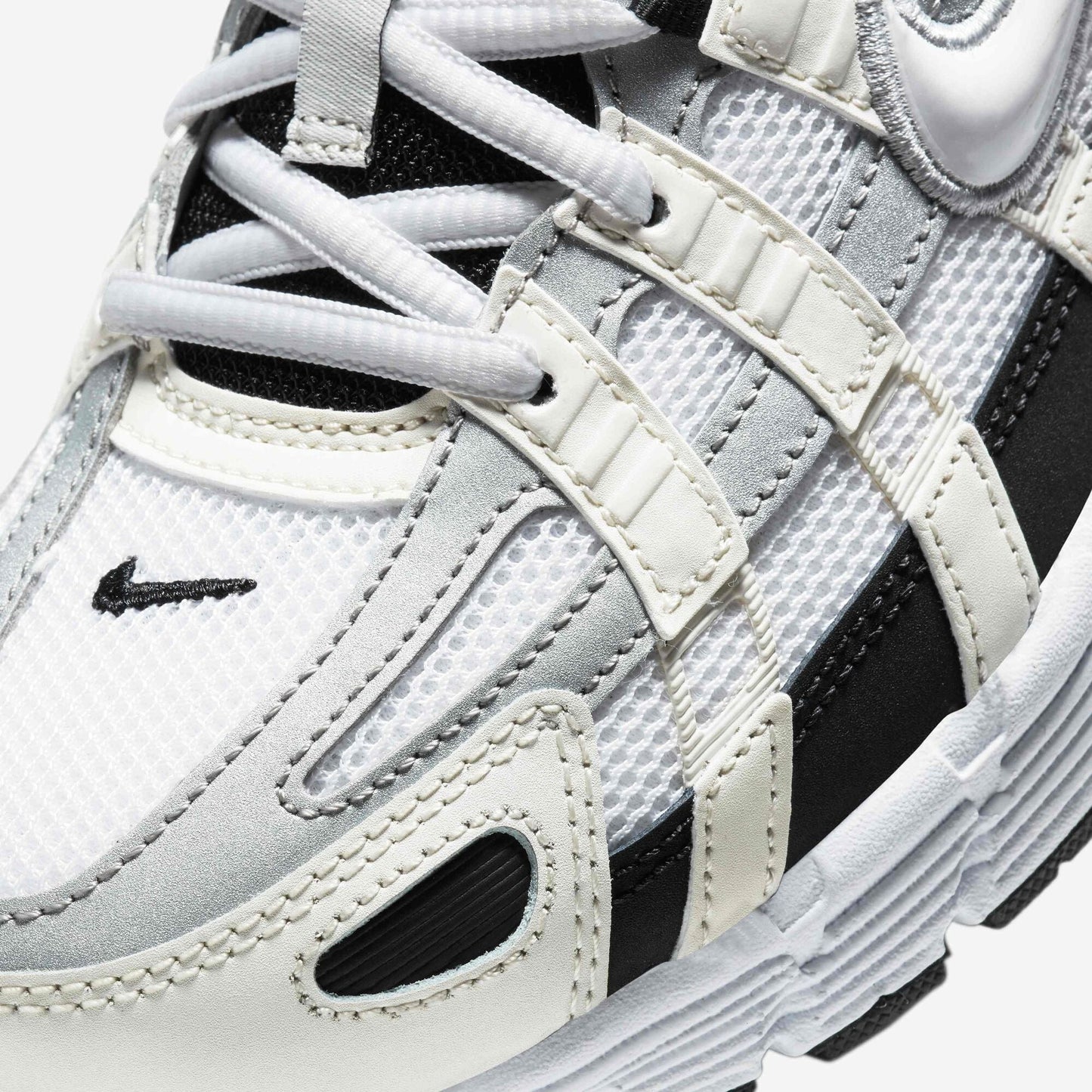Nike P-6000 Premium Sail/Wolf Grey/Metallic Silver/White